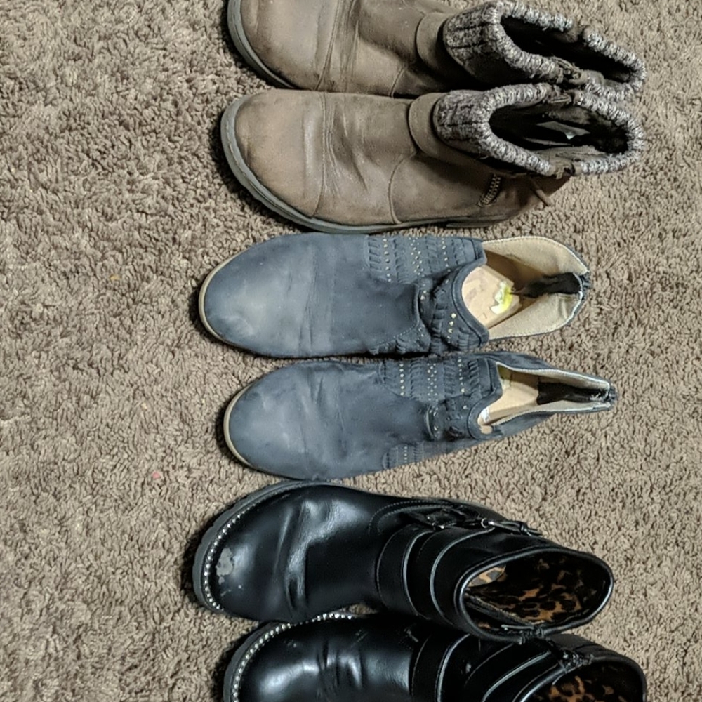 Lot of 3 pair boots